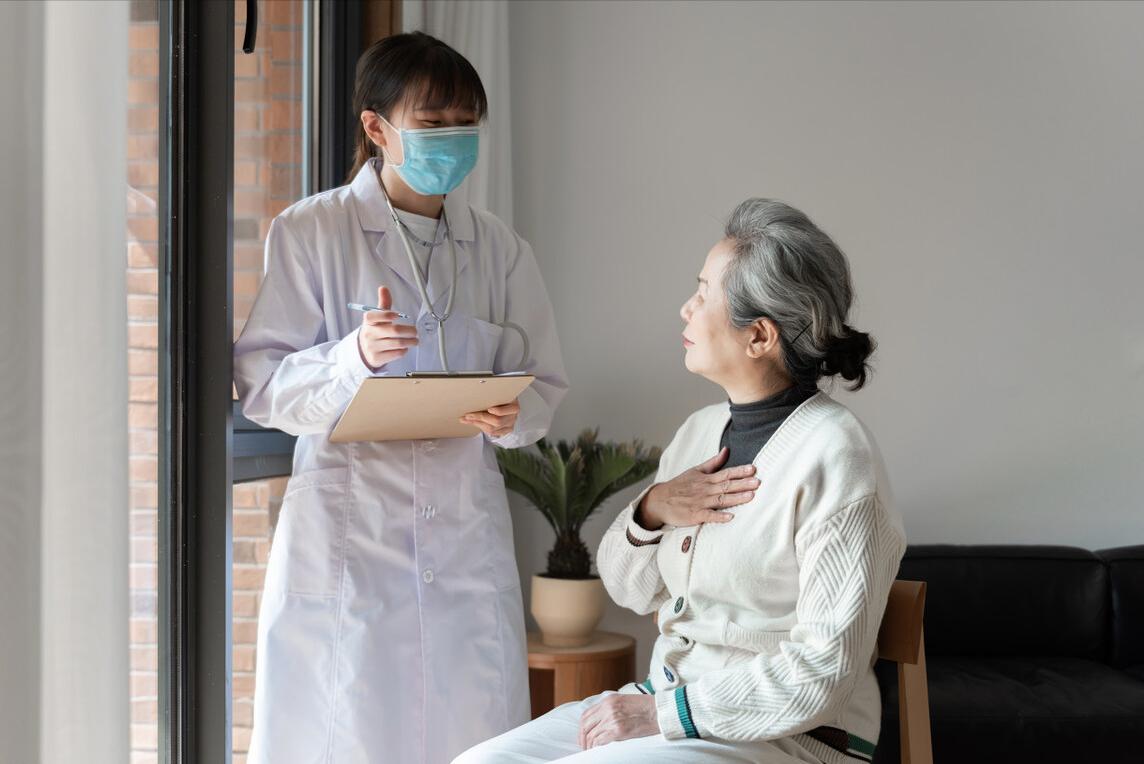 乙肝病人感冒了应吃什么药,乙肝患者感冒可以服用阿莫西林吗