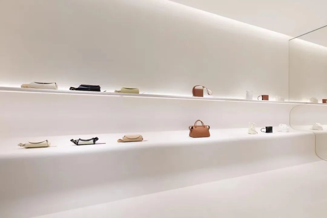 澳门伦敦人折扣店,jilsander上海专卖店