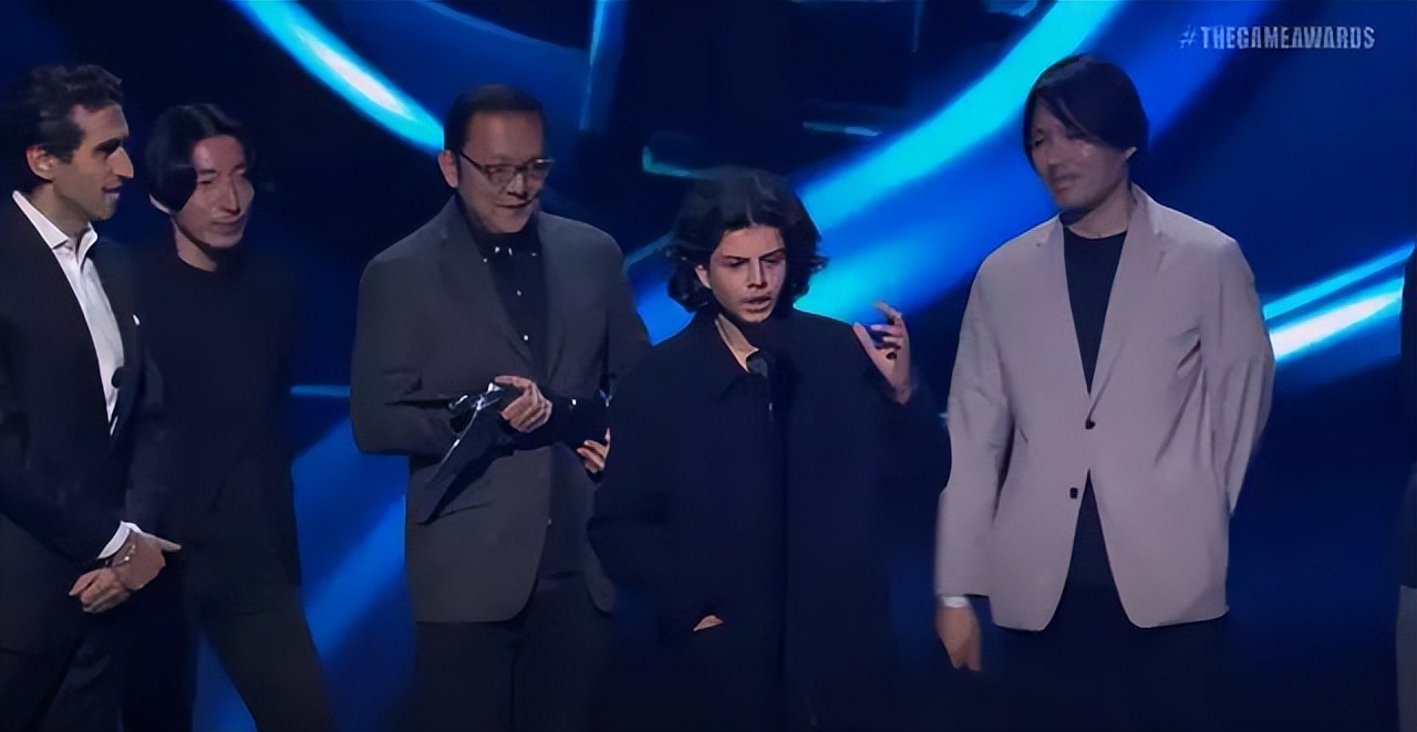 宫崎英高领奖,宫崎英高被红灵入侵