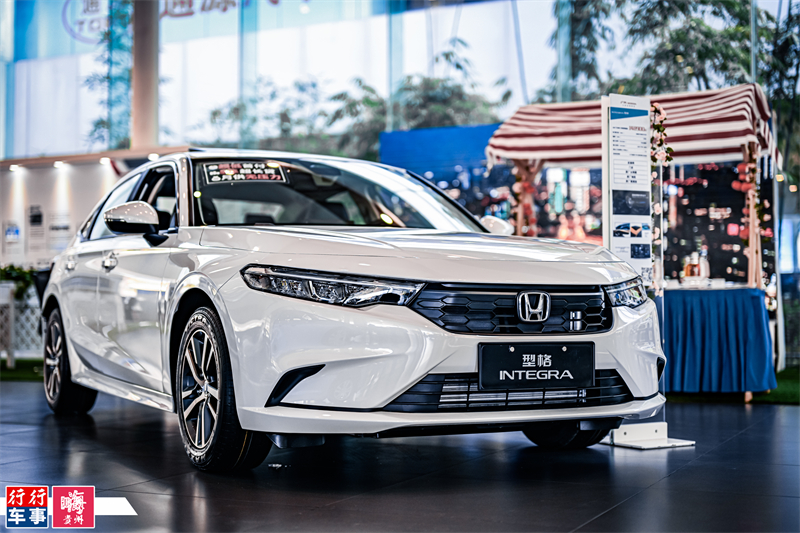 广汽本田凌派对比新思域,比本田思域高一个档次的车