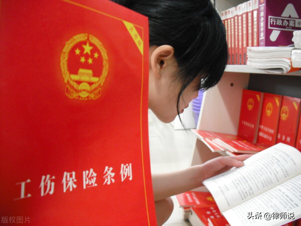 包工头手下做事受伤工伤赔偿,包工头聘用的工人受伤怎么处理