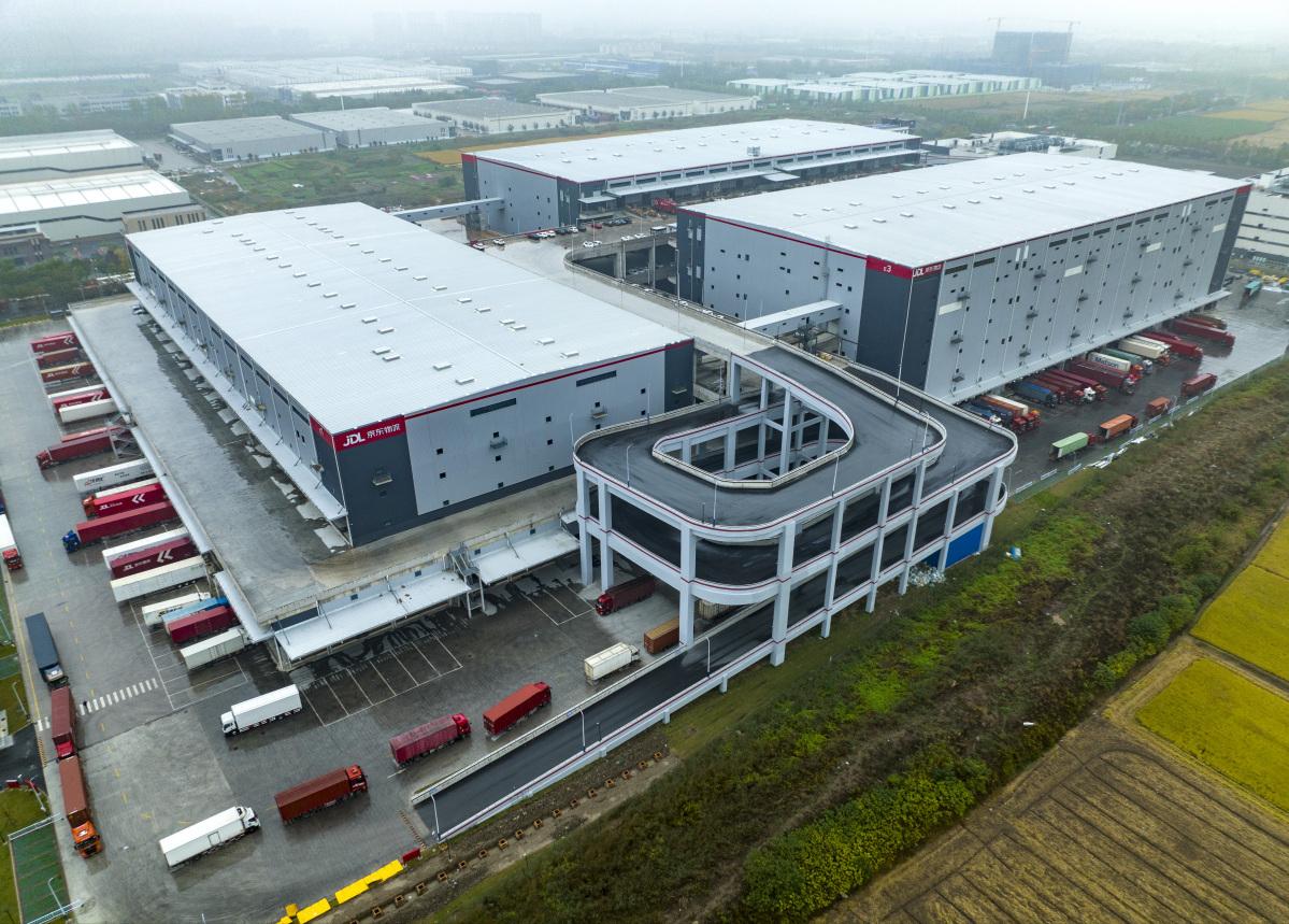 刘强东京东四问4答,刘强东回溯京东18年积淀与成长