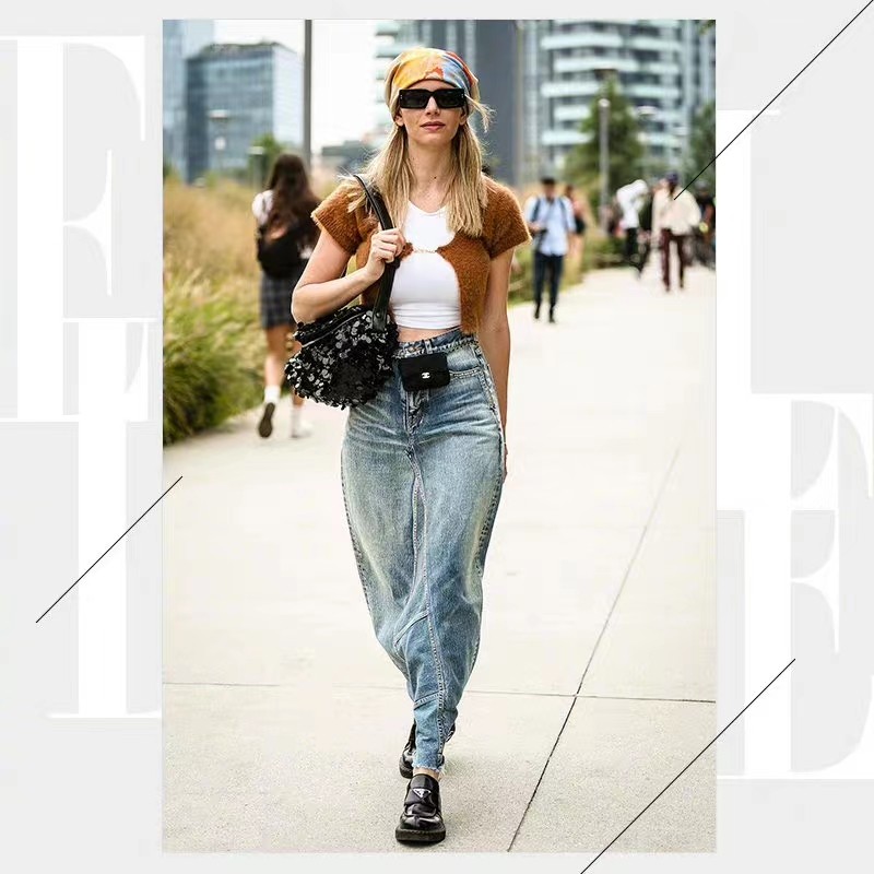 今年夏天不要规规矩矩的穿针织衫了！大胆的露肤穿，秒变性感辣妹