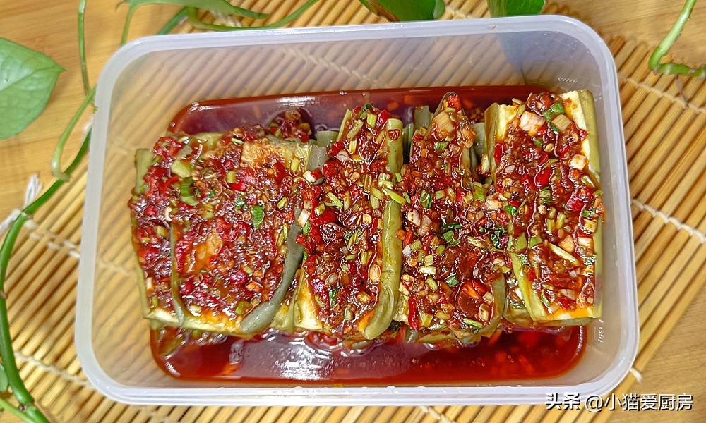 腌茄子怎么做简单又好吃,不辣的腌茄子怎么做