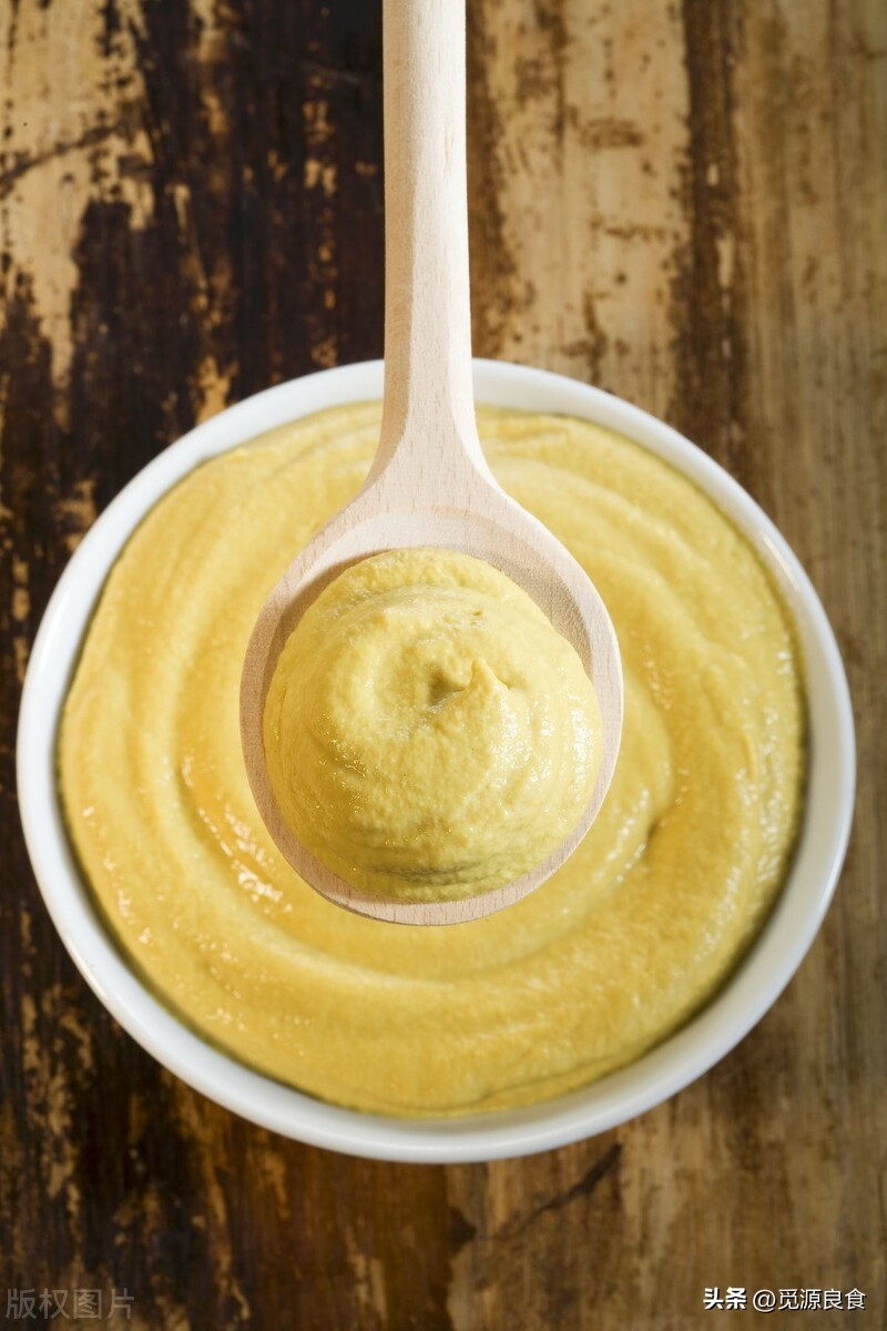 芥末是用什么做成的,金葵芥末和山葵芥末有什么区别