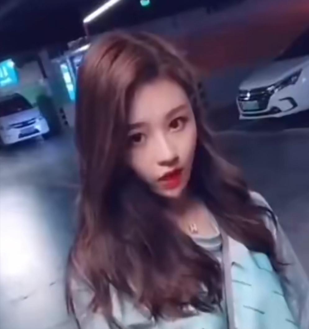 地下车库女孩温婉为什么会火,温婉地下车库走红视频