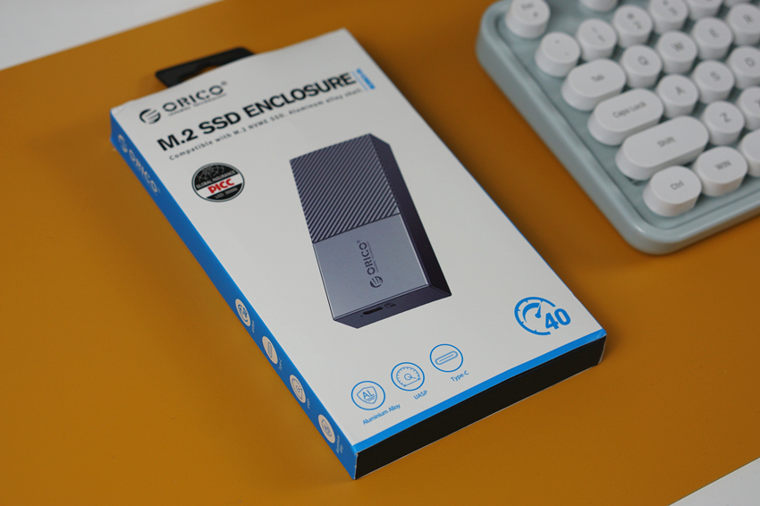 奥睿科雷电4固态硬盘盒,奥睿科硬盘盒支持4T硬盘吗