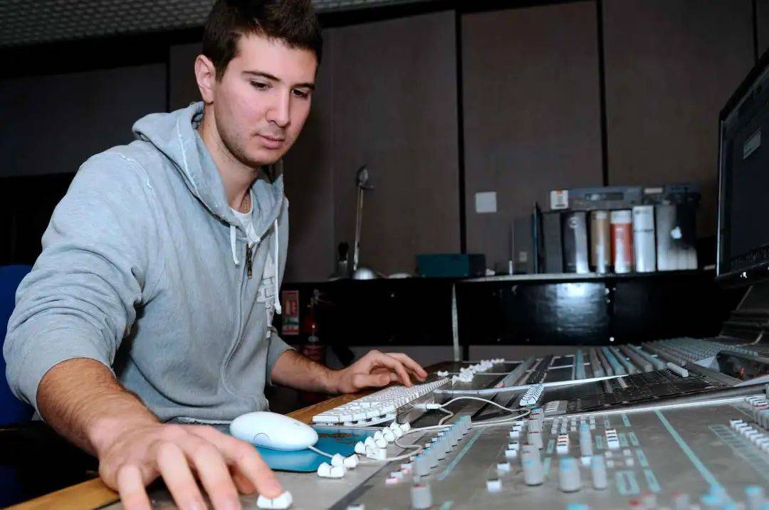 金斯顿大学音乐技术专业|学习全套音乐制作流程