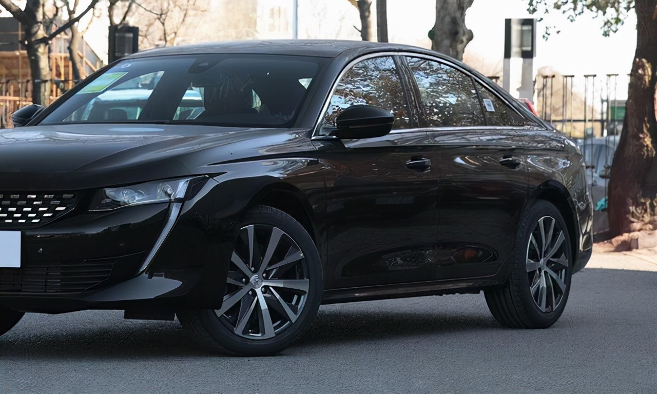 17万放弃雅阁提众泰,本田雅阁对比标致508