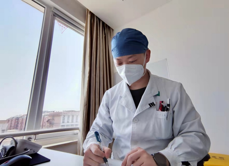 耳鸣耳朵痒怎么办吃什么药最好,耳鸣几年了最近耳痒是什么原因