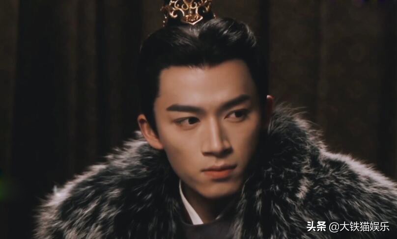 于正又宣一枚校草！10位“于男郎”颜值对比：他眼光在走下坡路？