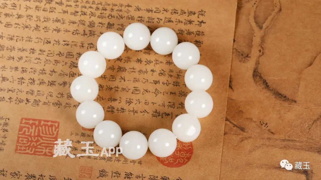 一颗珠子价值4000元,一颗珠子三十元