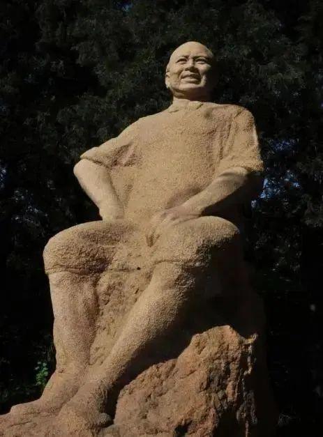 中国体育界第一人是谁,中国体育第一人叫什么名字