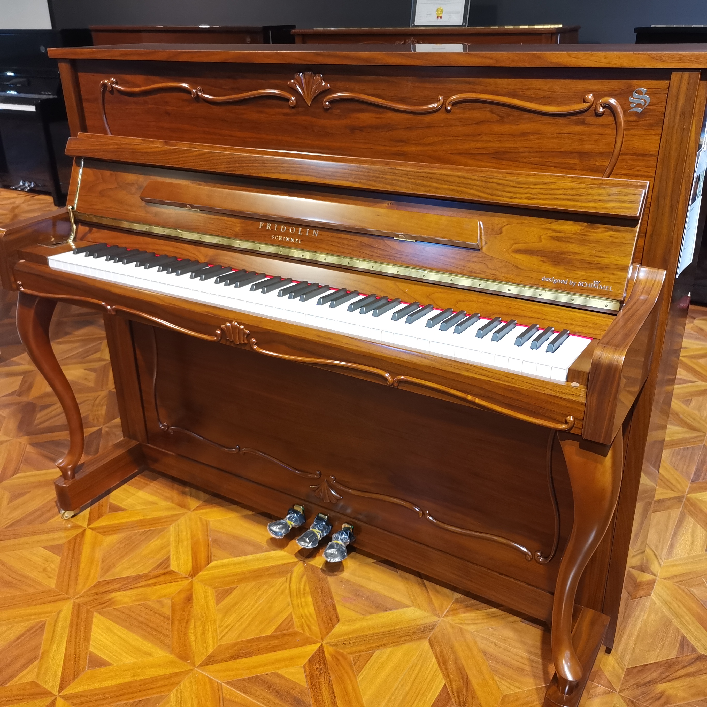 成都哪里的钢琴便宜,成都购买钢琴推荐地方有哪些