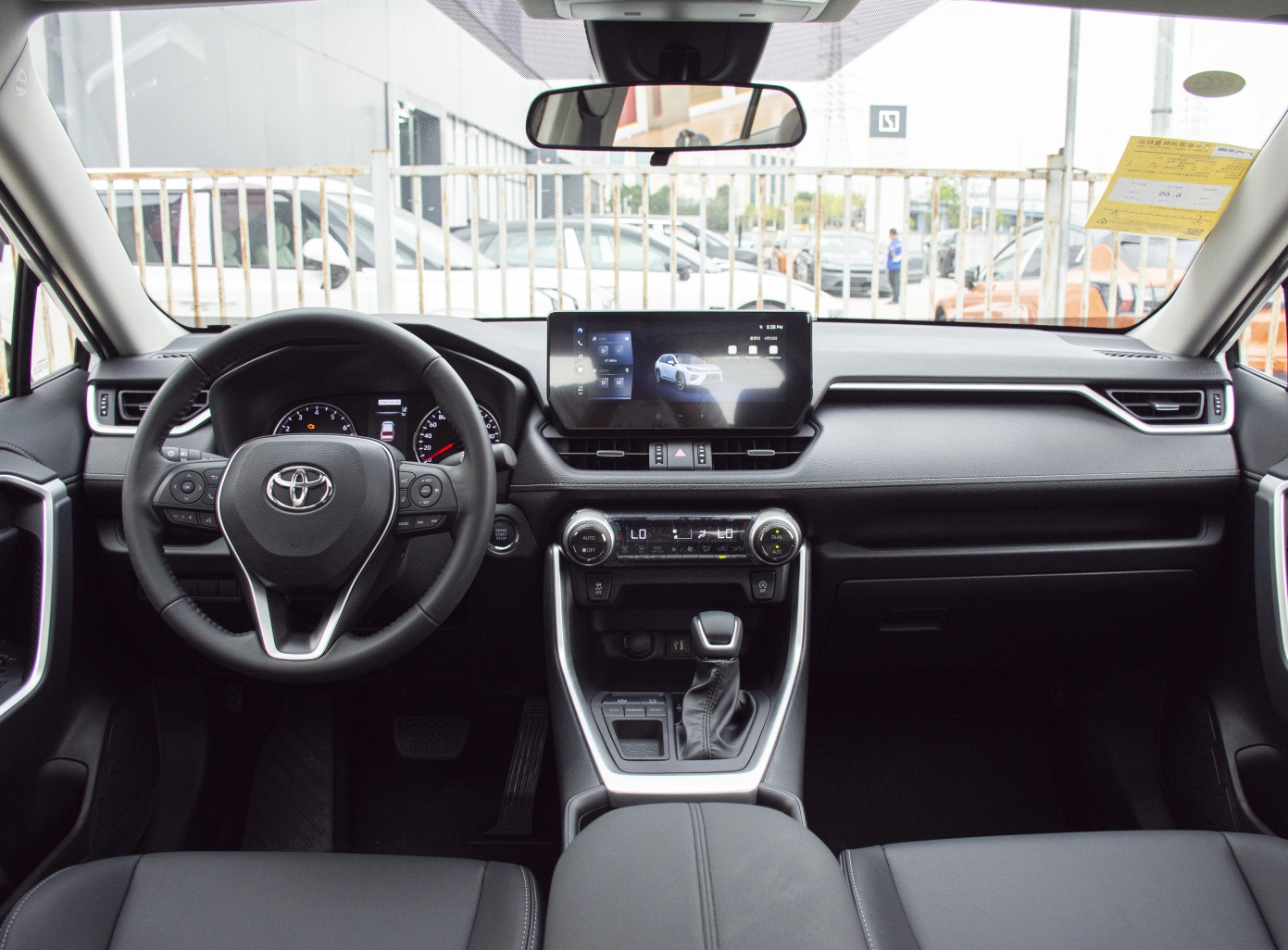 丰田威兰达2022款价格最低配落地,丰田威兰达2.5t2020款落地多少钱