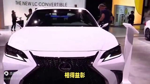 凯美瑞2.5豪华和雷克萨斯es200,22年雷克萨斯es200豪华二手车云南