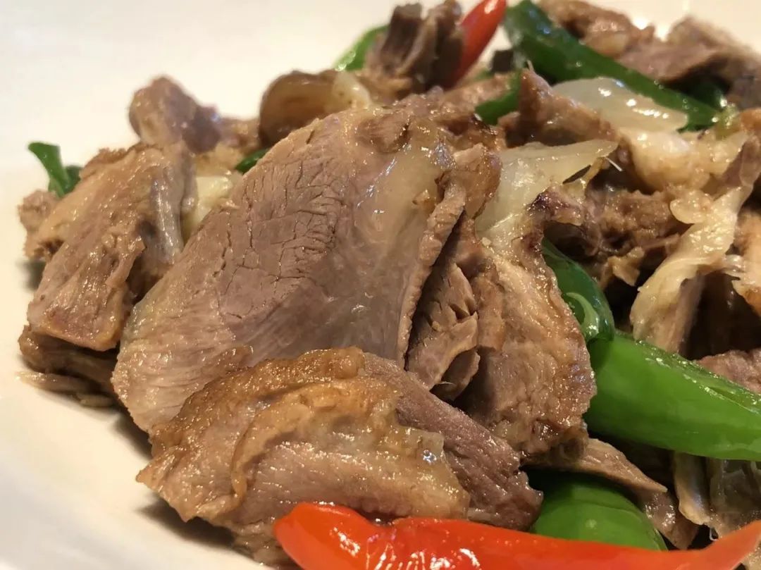 潮爸家4月3日午餐记录，品尝湛江美味海鱼，清蒸鸡笼鲳