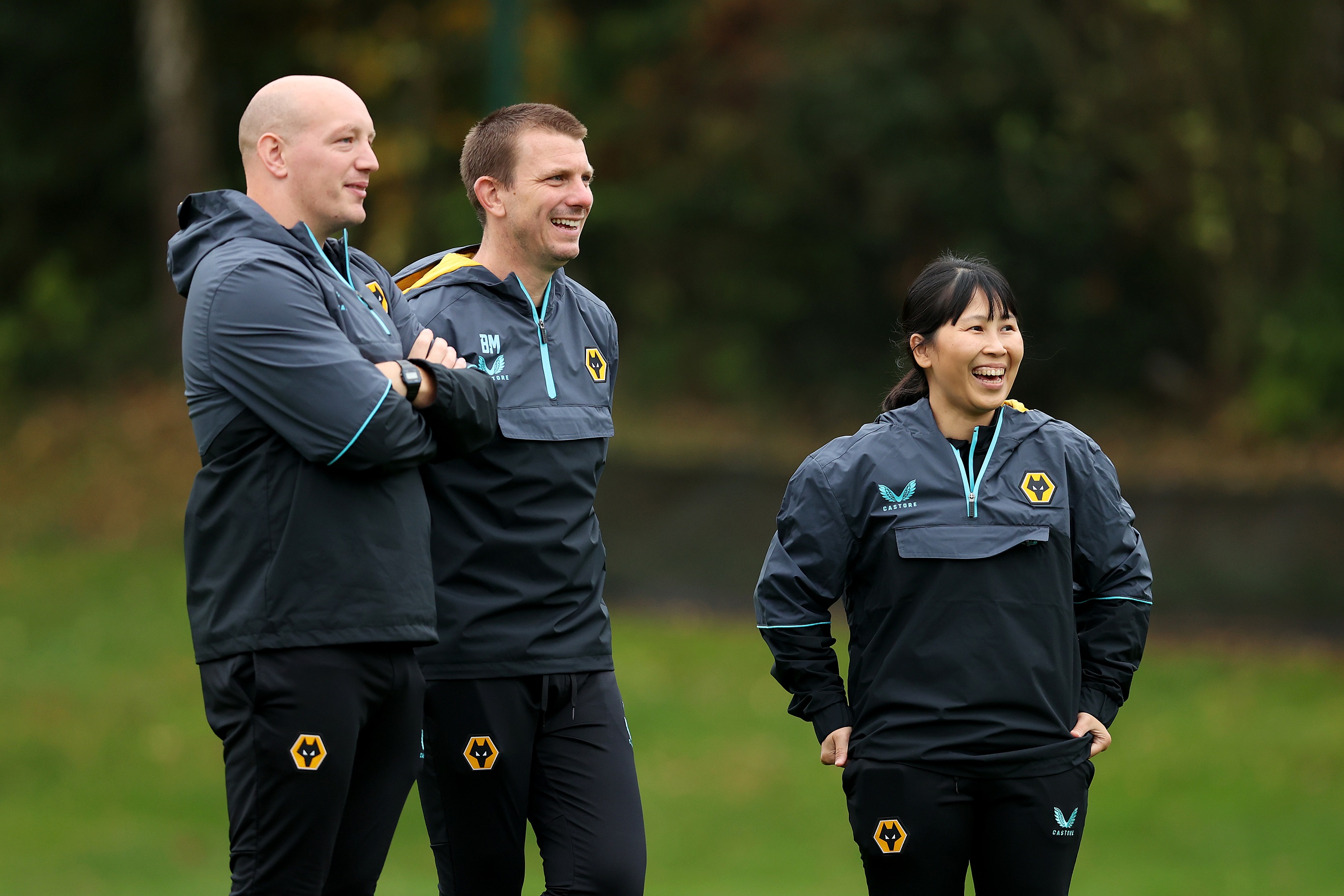 狼队女性力量：来自缅甸的女队医KaiWin