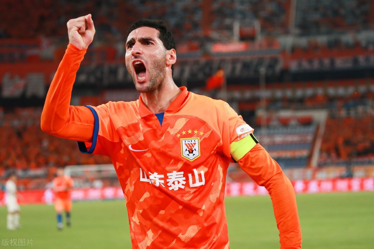 泰山背靠背对阵大连人,山东泰山队对阵大连人队比分预测