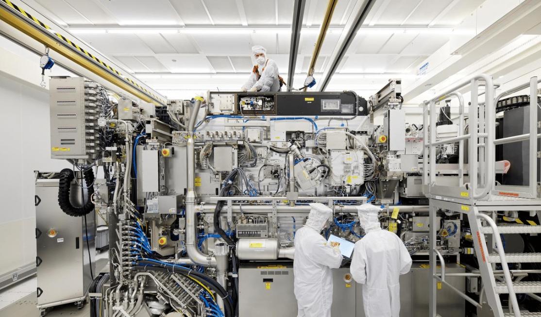 asml每年利润多少钱,asml营收和利润