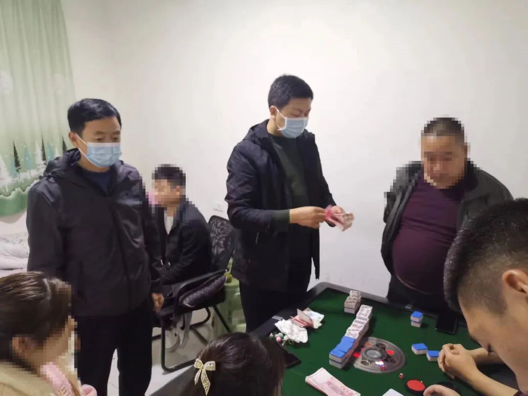 宁陕打掉一“推筒子”赌窝,抓获10人收缴赌资6万余元