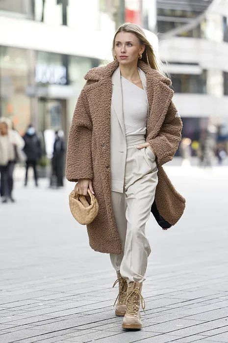 大毛毛的外套,大毛毛外套长款冬天