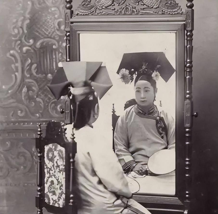 惊！日军日记曝光，*安妇慰**不顺从，日军竟用*刀刺**插入她的*体下**！