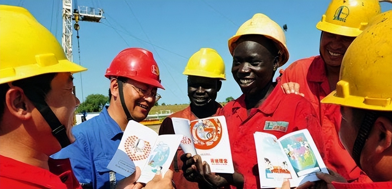 中国援助非洲太卖力，军事经济全方位“保姆”式调教，值得么？