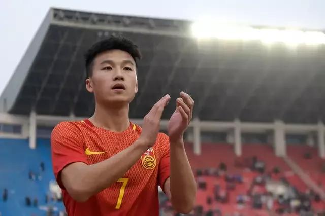 橙衣在身,泰山在心,我爱山东泰山系列文章,球员(后腰篇)