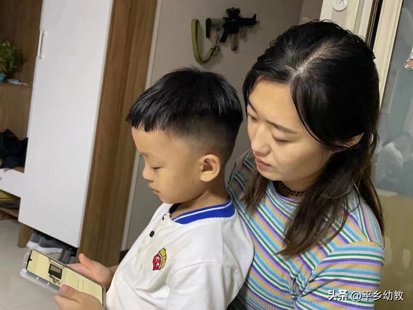 平乡县直一幼：关注幼儿视力保护心灵的窗户