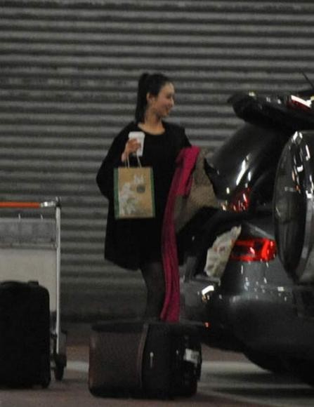 缈熷噷鍓嶇敺鍙嬪垽鍑犲勾,缈熷噷鍒嗘墜琚墠鐢峰弸鎭舵剰鎶ュ