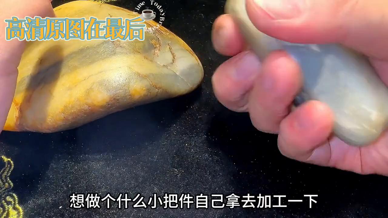 和田玉天然青花玉籽料图片,和田玉籽料平安牌