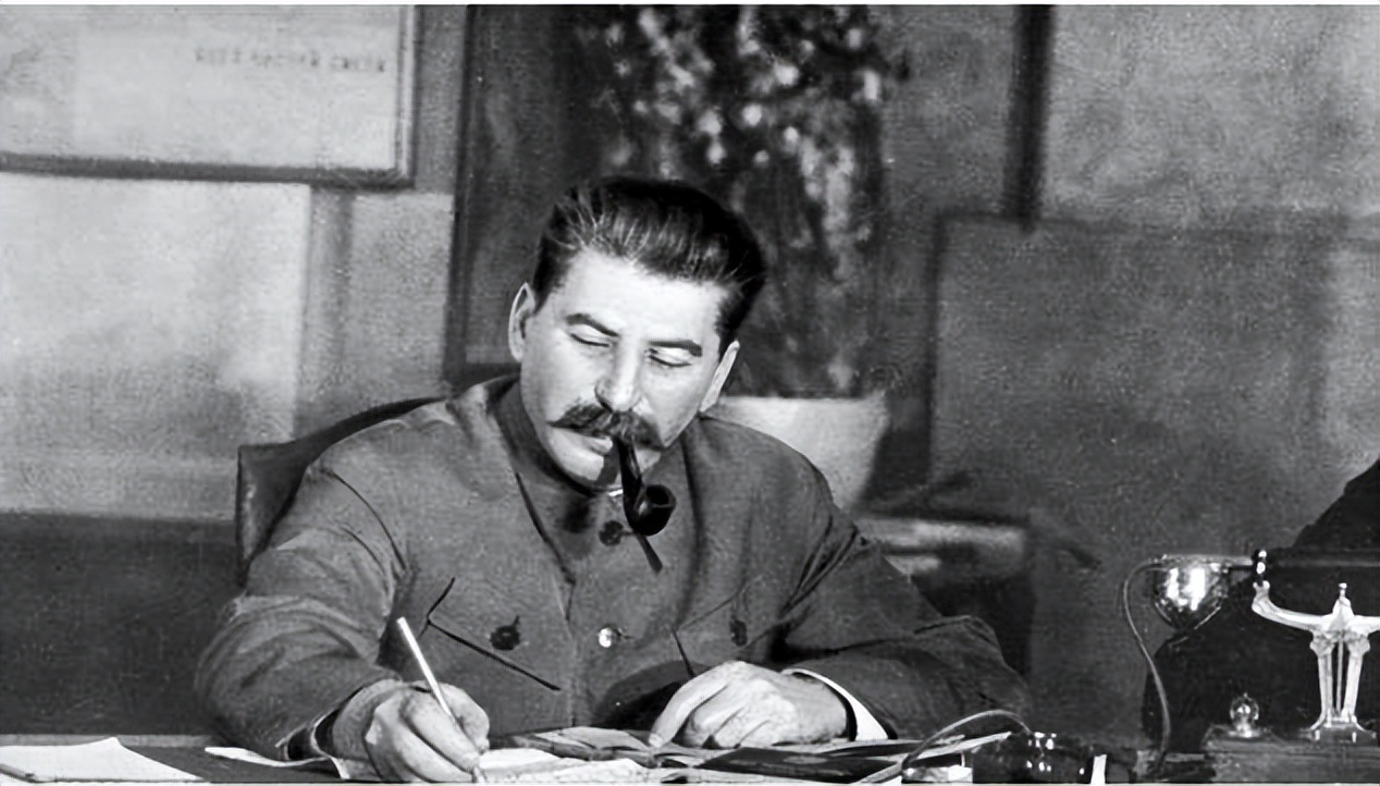 斯大林时期的经济模式,斯大林模式对社会主义建设的影响