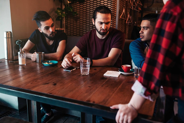 长篇励志小说《活在长冬也美丽》第十章做“鸡”