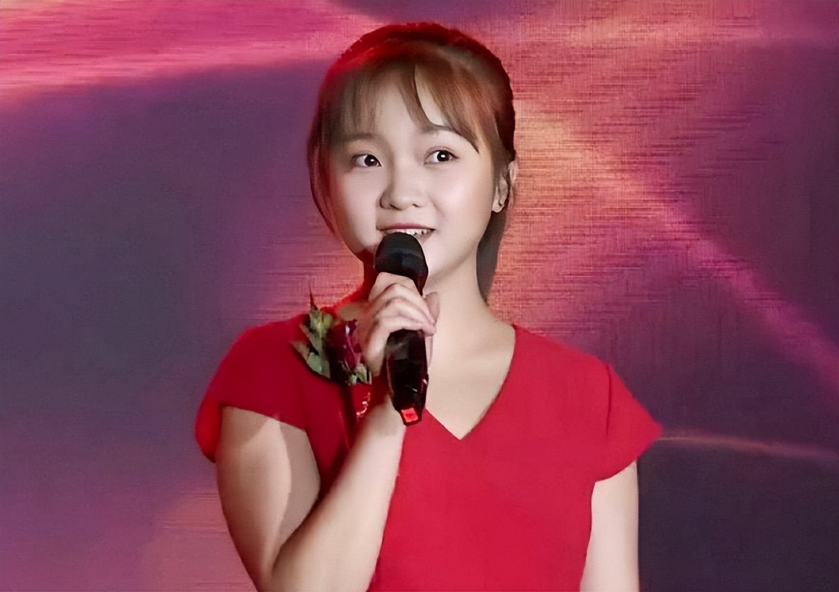 被注射抑生长剂，与女粉丝裸聊，这4位童星，真的被父母害惨了