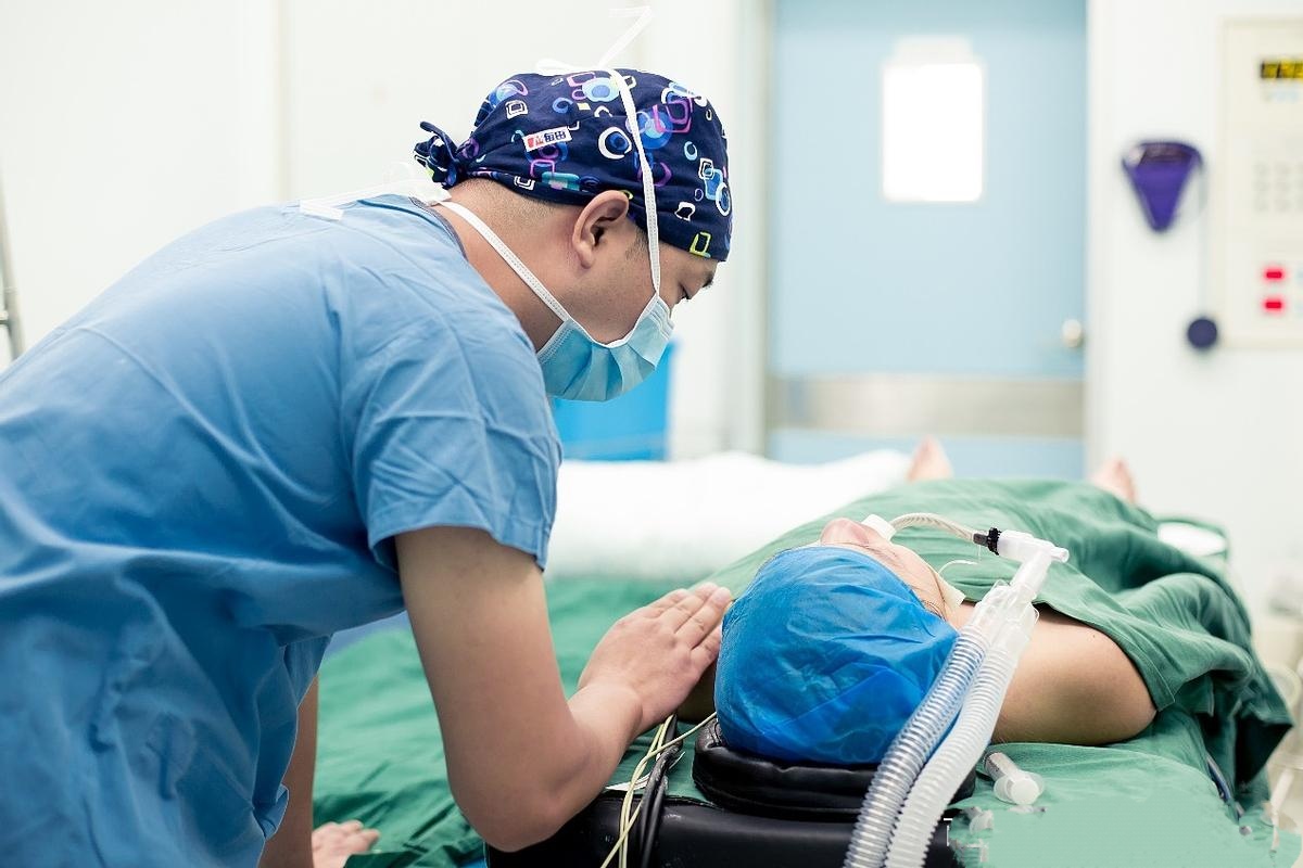 做任何手术前都要深思熟虑,做任何手术都是全身暴露吗