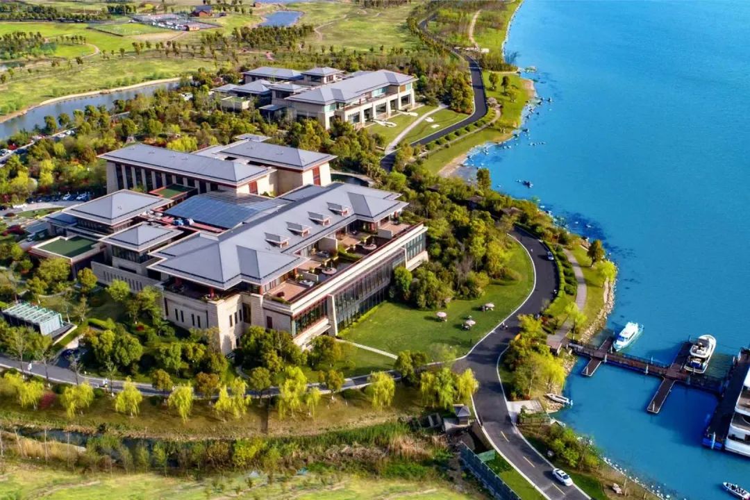 苏州好还是三亚好,苏州氛围