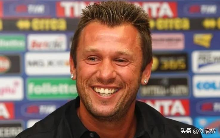 齐达内穆里尼奥安切洛蒂阿莱格里,穆里尼奥丑陋的摆大巴足球战术