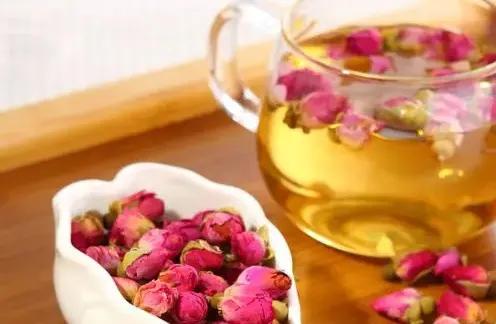 女人过了40岁一定要清醒,春天女人喝什么茶养颜抗衰老