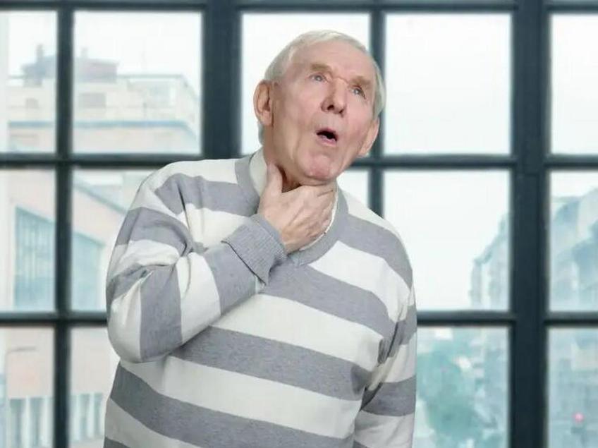 基于“肾虚、湿浊”理论，来探讨多系统萎缩的病机特点及治法