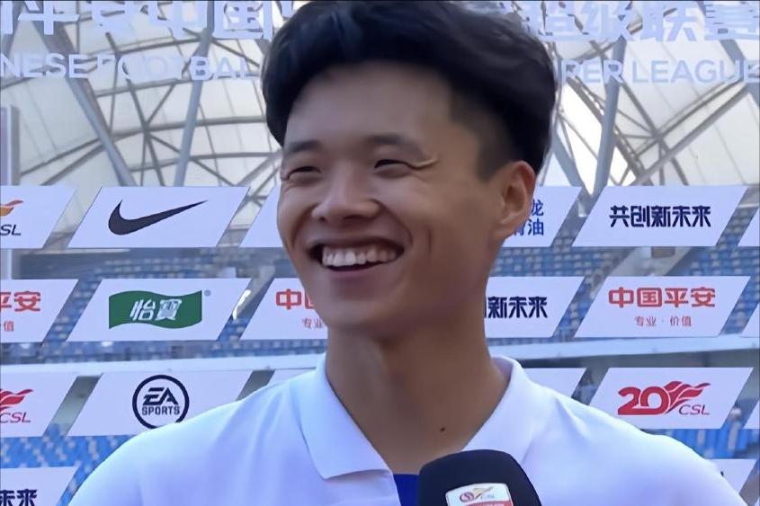 上海申花1:4惨败后场,上海申花战胜深圳晋级四强