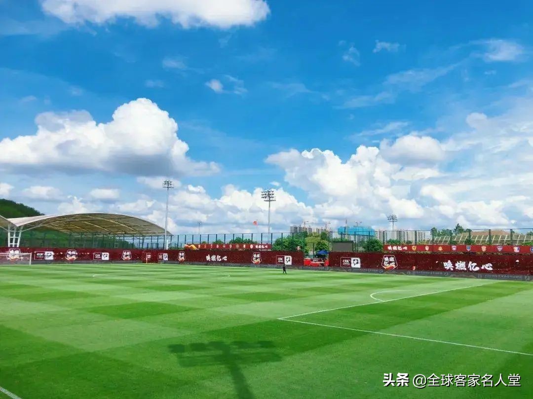 横陂足球小镇中超比赛,中超联赛梅州五华足球特色