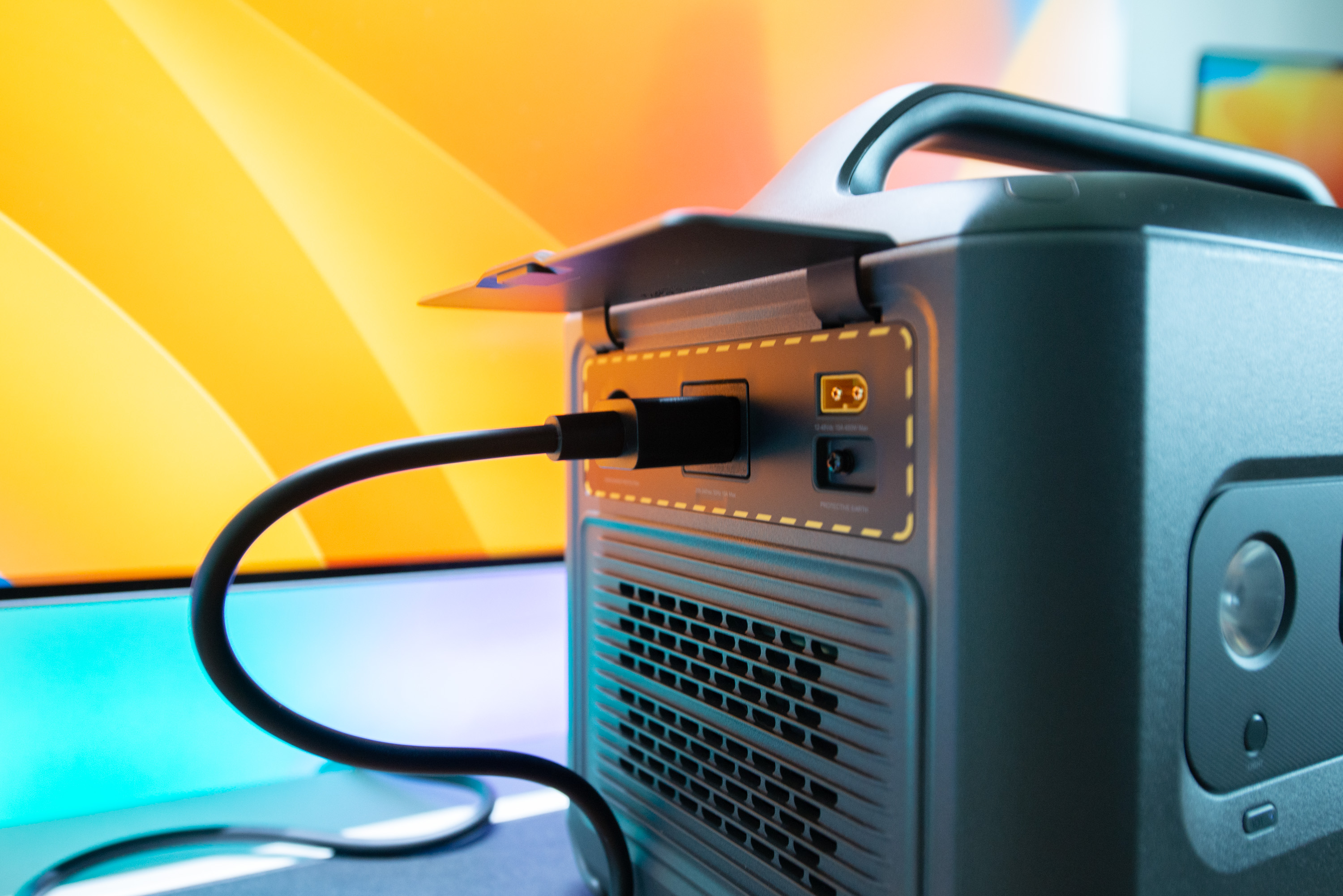 露营户外电源实用推荐,用于户外露营一般用电的电源多大