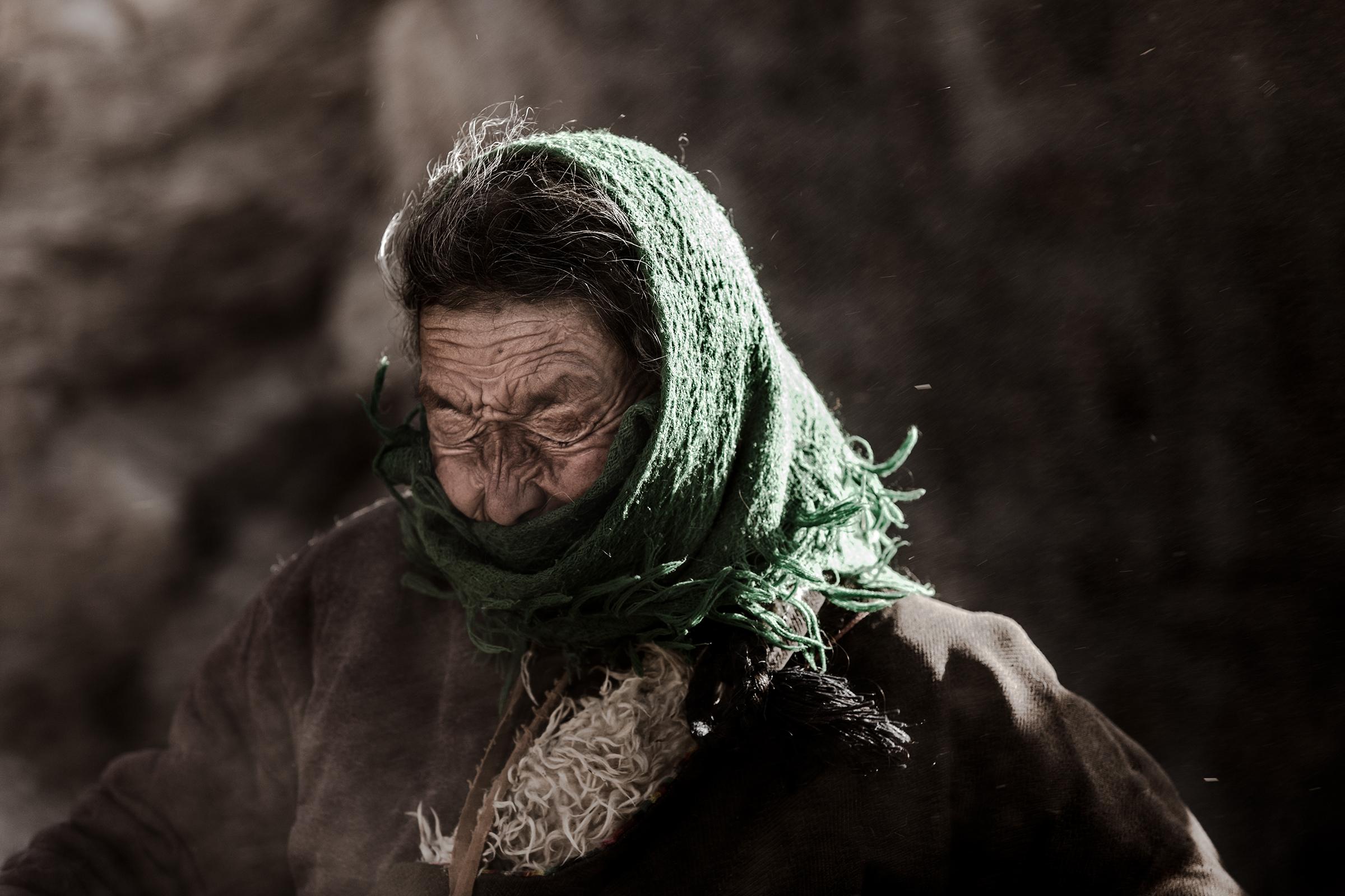 人像摄影的深入讲解与实战技巧,如何从零开始学人像摄影