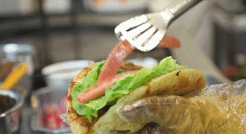 一款一年四季都可以煎烤炸的小吃,藏在小巷子里的人气小吃