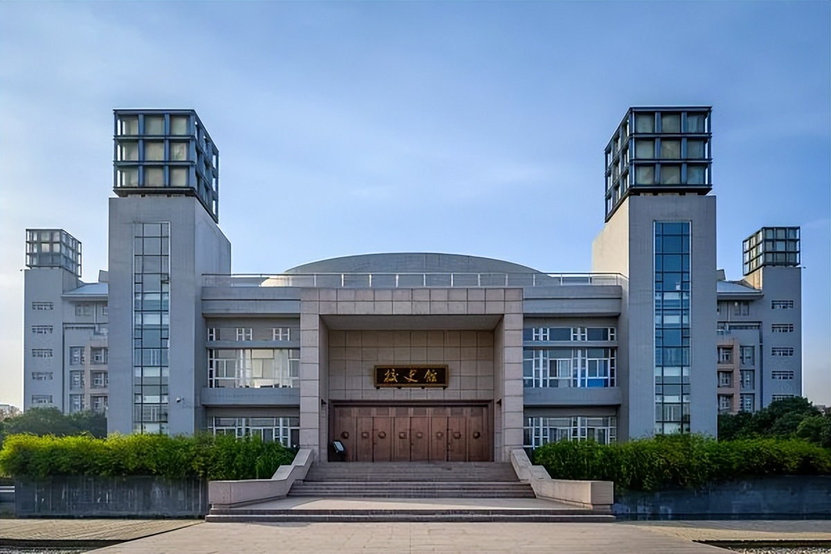 中国最抗压的“末流211”，这所大学承载着全省高教的希望