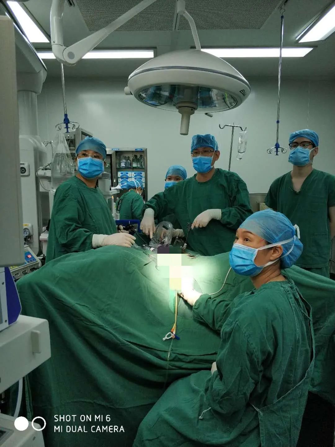 腹腔镜下的宫颈峡部环扎术，助宫颈机能不全女性圆母亲梦