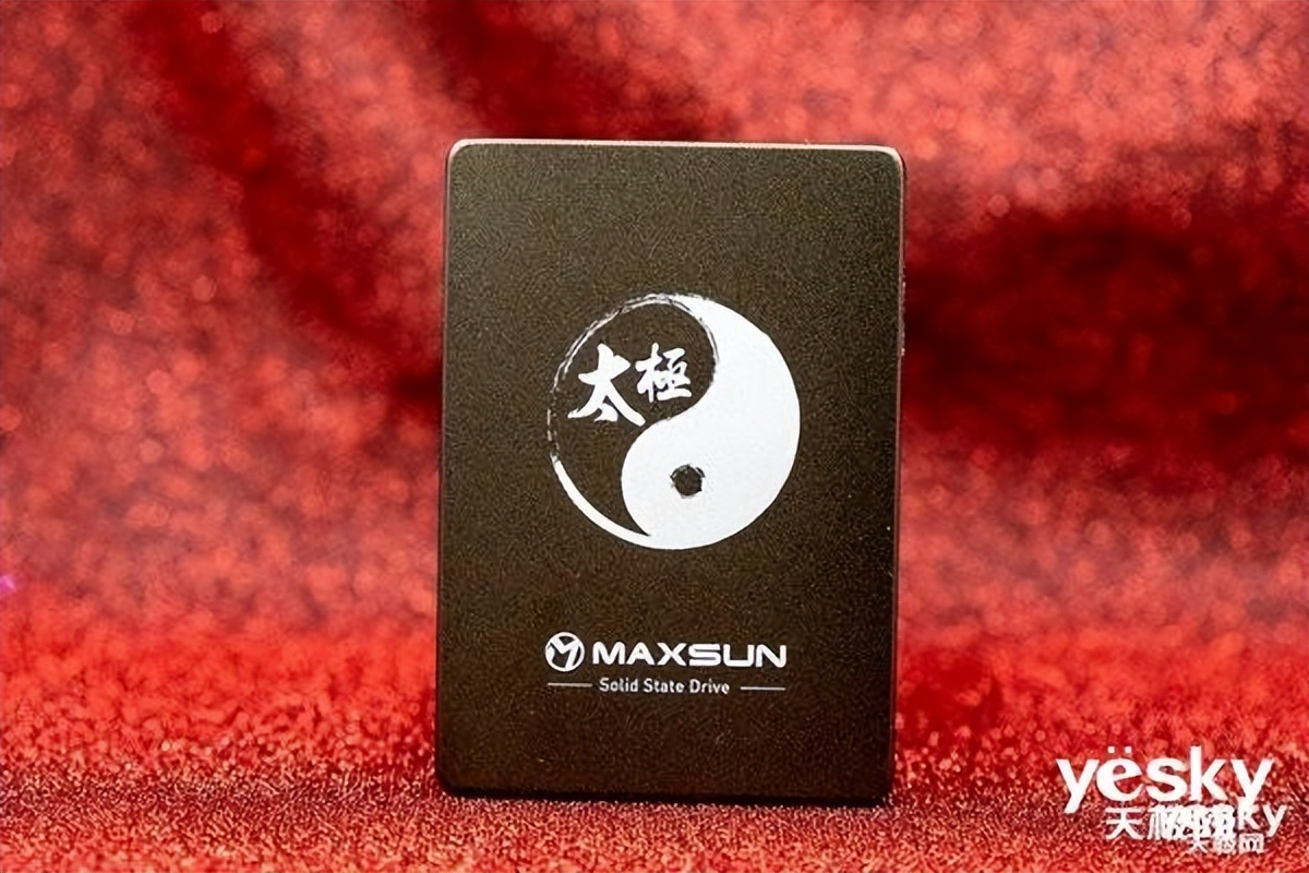 寰堜究瀹滅殑ssd鏄亣鐨勫悧,濂界湅渚垮疁鐨剆sg鐨偆