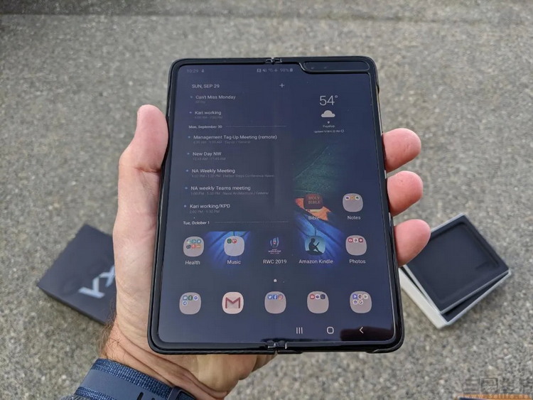 三星折叠屏转轴自己维修,三星折叠屏zflip4维修转轴