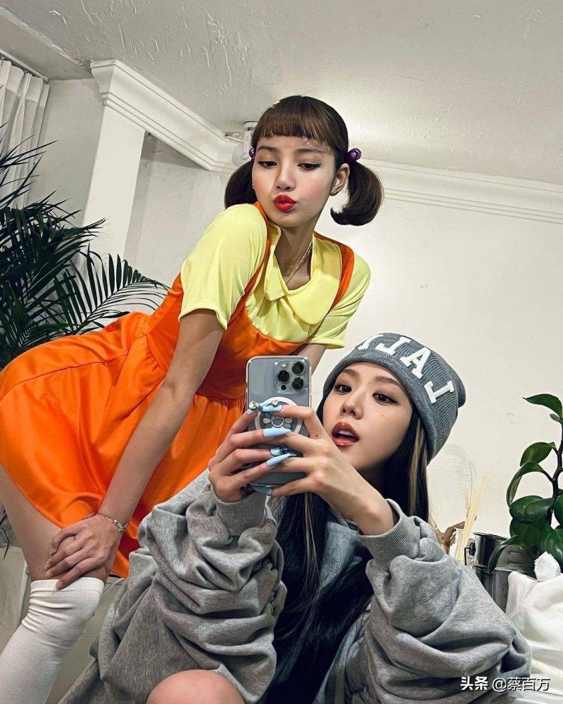 blackpink的lisa和rosie,blackpinklisa和jisoo